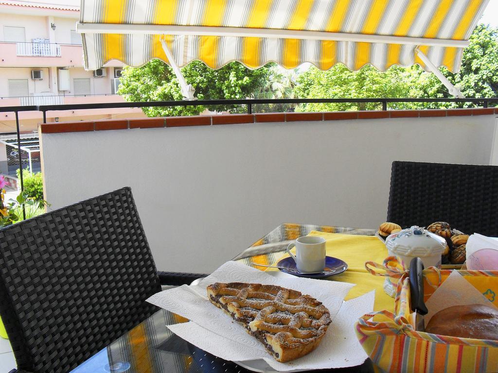 Casa Vacanze Milosa Terme Vigliatore Rum bild